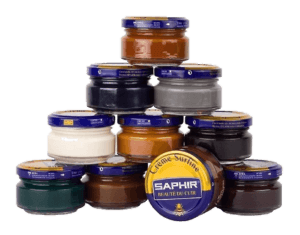 pots de cirage de différents coloris de la marque Saphir